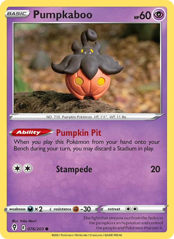 Pumpkaboo Reverse Holo 076/203 Evolving Skies Pokémon Card